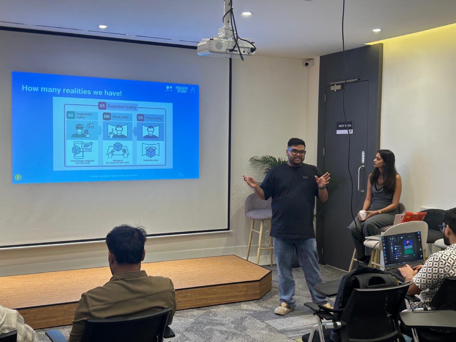 Kavin presenting AR and XR concepts at a Bangalore workshop