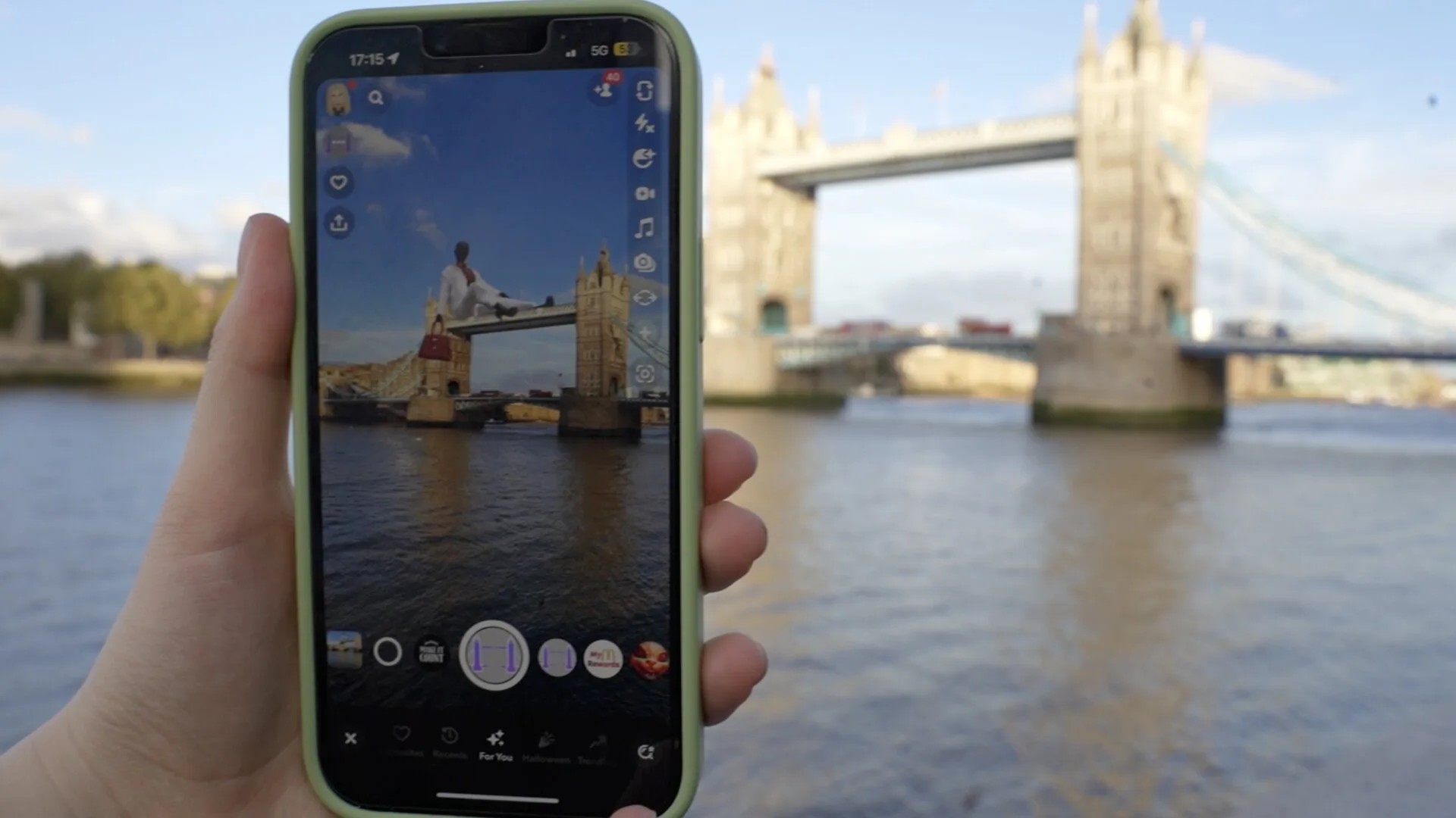 Tower Bridge 3D landmark model in AR